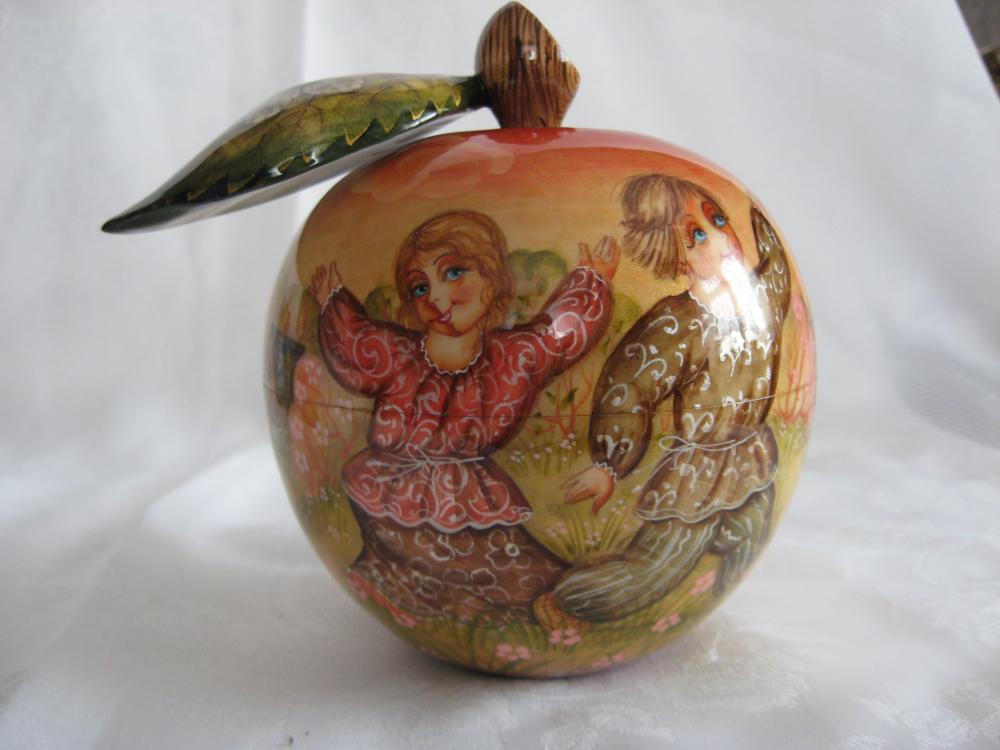 яблоко шкатулка